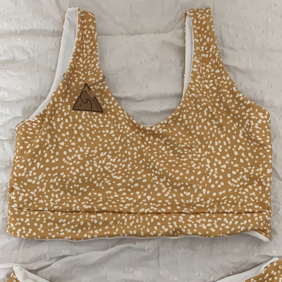 Yellow polka dot bikini - Picture 3 of 7